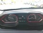 Peugeot 2008 1.2T 130pk GT-Line | LENTEDEALS | Climate control | Navigatie | Trekhaak (1250kg) | Panorama dak | 17" Lm velgen | Cruise control
