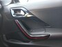 Peugeot 2008 1.2T 130pk GT-Line | LENTEDEALS | Climate control | Navigatie | Trekhaak (1250kg) | Panorama dak | 17" Lm velgen | Cruise control