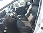 Peugeot 2008 1.2T 130pk GT-Line | LENTEDEALS | Climate control | Navigatie | Trekhaak (1250kg) | Panorama dak | 17" Lm velgen | Cruise control