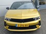 Opel Astra 1.2T 130pk Ultimate Automaat | Climate control | Navigatie | AGR-stoelen | Trekhaak | Schuif-/kanteldak | Winterpakket | 18" Lm velgen