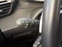 Peugeot 208 1.2T 100pk Hybrid Automaat GT | Climate control | Navigatie | 17 Inch velgen | Camera | Parkeersensoren voor + achter