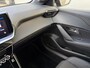Peugeot 208 1.2T 100pk Hybrid Automaat GT | Climate control | Navigatie | 17 Inch velgen | Camera | Parkeersensoren voor + achter