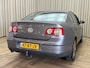 Volkswagen Passat 1.6 FSI Trendline Export/Handel / Trekhaak / Cruise / Airco / 17'' LMV / Camera