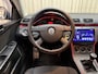 Volkswagen Passat 1.6 FSI Trendline Export/Handel / Trekhaak / Cruise / Airco / 17'' LMV / Camera