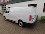 Opel Vivaro GB 2.0 Diesel 145pk L3/ Apple Carplay/ Airco/ Vloer + wandplaten/ 3 Zitplaatsen/ Cruise control/ Parkeersensoren