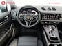 Porsche Cayenne Coupé 3.0 E-Hybrid Sport Chrono Panoramadak Trekhaak 3500kg | Soft Close | BOSE | Comfortstoelen | Luchtvering
