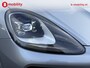 Porsche Cayenne Coupé 3.0 E-Hybrid Sport Chrono Panoramadak Trekhaak 3500kg | Soft Close | BOSE | Comfortstoelen | Luchtvering
