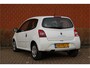 Renault Twingo 1.2-16V 75pk Dynamique | NL-auto | Airco | Cruise control | Elektr. ramen | Bumpers in kleur | Stuurbekrachtiging | Centr. deurvergr. |