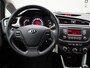 Kia Ceed cee'd Sportswagon 1.6 GDI ComfortPlusLine Navigator | Trekhaak | Bluetooth | Bi-xenon | Airco | Multifunctioneel stuurwiel |