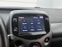 Toyota Aygo 1.0 VVT-i x-play limited | Airco | Elektrische ramen voor | Camera | LED dagrijverlichting | stuurwiel bediening | Apple Carplay | Snelheidsbegrenzer |