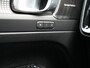 Volvo XC40 T4 Recharge R-Design PHEV 211pk Dealer O.H. | Panodak | Adaptive Cruise | Camera | Harman / Kardon | Alcantara Sportstoelen Memory & Verwarmd | Keyless | Blis | Stuur Verwarmd | Apple Carplay | 19"L.M | Plug In Hybrid |