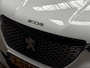 Peugeot 2008 1.2 PureTech Allure Sport 131Pk Automaat (VIRTUAL COCKPIT, APPLE CARPLAY, GROOT NAVI, 360 CAMERA, LEDER, SPORTSTOELEN, GETINT GLAS, LANE ASSIST, NIEUWSTAAT)