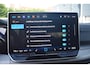 Volkswagen Golf Life Edition eHybrid | 'App-Connect' draadloze smartphone integratie | Achterbank in ongelijke delen neerklapbaar incl. middenarmsteun en doorlaadmogelijkheid | Afstandscontrolesysteem (Front Assist)