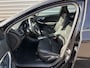 Volvo V40 2.0 T3 Nordic+ / afneembare trekhaak / 17" Velgen / Voorruit verwarming /
