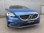 Volvo V40 1.5 T3 Polar+ Sport / Heico filter + uitlaat / R-design styling kit / 18" Velgen /