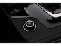 Jaguar E-Pace P300e R-Dynamic SE | Panoramadak | ACC | BLIS | Trekhaak | Getint Glas | Meridian Sound