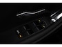 Jaguar E-Pace P300e R-Dynamic SE | Panoramadak | ACC | BLIS | Trekhaak | Getint Glas | Meridian Sound