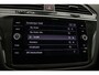 Volkswagen Tiguan Comfortline Business 1.5 TSI 150pk DSG Automaat Trekhaak, Navigatie, Adaptive cruise control, Achteruitrijcamera, LED koplampen