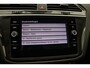 Volkswagen Tiguan Comfortline Business 1.5 TSI 150pk DSG Automaat Trekhaak, Navigatie, Adaptive cruise control, Achteruitrijcamera, LED koplampen