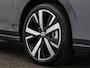 Volkswagen Golf 1.5 eHybrid 204pk DSG Life Edition · SOH 100% · Camera · Apple/Android Car Play · P-Sensoren · Soel&-Stuurverwarming · 18'' Inch · Garantie t/m 16-06-2029 of 100.000km