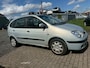 Renault Megane Scenic 1.6-16V RN lees advertentie goed door apk tot augustus 2026