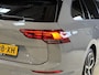 Volkswagen Golf Variant 1.0 eTSI Life | Massage | Pano | IQ Light | Apple Carplay