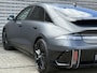 Hyundai Ioniq 6 Business 77.4 kWh | Apple Carplay / Android Auto | Stoel & Stuur Verwarming | Camera | LED-Verlichting | Lichtmetaal | Elektrische Kofferklep | Uit Voorraad Leverbaar |