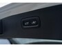 Volvo XC90 2.0 T8 Plug-in Hybrid AWD Ultra Dark | Facelift | Trekhaak | Luchtvering | Bowers & Wilkins Audio | 360 Graden Camera | Nappaleder | Stoelventilatie | Stoelmassage | Head-up Display | Apple Carplay | Android Auto | Panoramadak