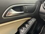 Mercedes-Benz A-klasse 180 AMG Line | Magno Grey | Keyless Go | Trekhaak |