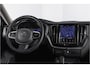 Volvo XC60 2.0 T8 Plug-in hybrid AWD Plus Dark | S/K-Panodak | Elek. Trekhaak | Harman/Kardon | Dig. Cockpit  | Wi| Adapt. Cruisenterpakket | 360 Camera | NAV + App. Connect | ECC | Elek. Klep | LM 21" | 1708