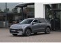 Volkswagen T-Roc 1.5 eTsi Life First Edition 116PK / 85kW DSG, Achteruitrijcamera (rear view), parkeersensoren voor en achter (pdc), adaptieve cruise control (acc), navigatie, digital cockpit pro, multifunctioneel lederen stuurwiel, koplampverlichting LED, grootlichtassistent (Light Assist), spraakbediening, keyless start, privacy glas, draadloos Apple Carplay & Android Auto, DAB+, 17" 'Lima' LMV etc.