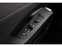 Volkswagen T-Roc 1.5 eTsi Life First Edition 116PK / 85kW DSG, Achteruitrijcamera (rear view), parkeersensoren voor en achter (pdc), adaptieve cruise control (acc), navigatie, digital cockpit pro, multifunctioneel lederen stuurwiel, koplampverlichting LED, grootlichtassistent (Light Assist), spraakbediening, keyless start, privacy glas, draadloos Apple Carplay & Android Auto, DAB+, 17" 'Lima' LMV etc.