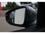 Volkswagen T-Roc 1.5 eTsi Life First Edition 116PK / 85kW DSG, Achteruitrijcamera (rear view), parkeersensoren voor en achter (pdc), adaptieve cruise control (acc), navigatie, digital cockpit pro, multifunctioneel lederen stuurwiel, koplampverlichting LED, grootlichtassistent (Light Assist), spraakbediening, keyless start, privacy glas, draadloos Apple Carplay & Android Auto, DAB+, 17" 'Lima' LMV etc.