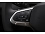 Volkswagen T-Roc 1.5 eTsi Life First Edition 116PK / 85kW DSG, Achteruitrijcamera (rear view), parkeersensoren voor en achter (pdc), adaptieve cruise control (acc), navigatie, digital cockpit pro, multifunctioneel lederen stuurwiel, koplampverlichting LED, grootlichtassistent (Light Assist), spraakbediening, keyless start, privacy glas, draadloos Apple Carplay & Android Auto, DAB+, 17" 'Lima' LMV etc.
