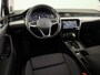 Volkswagen Passat Variant 1.5 TSI Business | Navigatie | Panorama dak | Parkeersensoren | Achteruit Camera | Digitale dashboard |