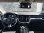 Volvo V60 2.0 B3 Essential Edition | Cruise Control | Navigatie | Apple CarPlay / Android Auto | DAB+ radio | Climate control | LED koplampen |