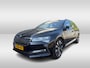 Skoda Superb Combi 1.4 TSI iV 218pk Business Edition DSG Automaat 18"LM Velgen / Stoelverwarming / Comfortzetels / Navigatie / / Cruise control