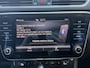 Skoda Superb Combi 1.4 TSI iV 218pk Business Edition DSG Automaat 18"LM Velgen / Stoelverwarming / Comfortzetels / Navigatie / / Cruise control