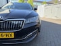Skoda Superb Combi 1.4 TSI iV 218pk Business Edition DSG Automaat 18"LM Velgen / Stoelverwarming / Comfortzetels / Navigatie / / Cruise control