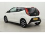 Toyota Aygo 1.0 VVT-i x-joy | Apple Carplay / Android Auto | Clima | Camera | 15 inch | Bluetooth | Privacy glas