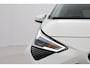 Toyota Aygo 1.0 VVT-i x-joy | Apple Carplay / Android Auto | Clima | Camera | 15 inch | Bluetooth | Privacy glas