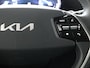 Kia Niro EV DynamicLine 64.8 kWh - SOH 98,3% Automaat - Navigatie - Cruise Control - Climate Control - Keyless Fabrieksgarantie tot 02-2030