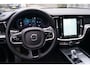 Volvo S60 2.0 B4 Plus Dark Autom Panodak Luxe Leder Sportst Stoel/Stuur A Bankverw Navi Camera Adaptieve Cruise 2xPDC LMV 20 ENZ.