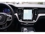 Volvo S60 2.0 B4 Plus Dark Autom Panodak Luxe Leder Sportst Stoel/Stuur A Bankverw Navi Camera Adaptieve Cruise 2xPDC LMV 20 ENZ.