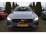 Volvo S60 2.0 B4 Plus Dark Autom Panodak Luxe Leder Sportst Stoel/Stuur A Bankverw Navi Camera Adaptieve Cruise 2xPDC LMV 20 ENZ.