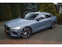 Volvo S60 2.0 B4 Plus Dark Autom Panodak Luxe Leder Sportst Stoel/Stuur A Bankverw Navi Camera Adaptieve Cruise 2xPDC LMV 20 ENZ.