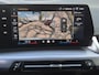 BMW X1 xDrive30e 326 PK M-SPORT / 100% SoH Accupakket! / Elektrisch stoelverstelling / Head-up display /Fabrieksgarantie tot 03-2028 / Glazen schuif- en kanteldak / / Elektrisch Trekhaak / Trekgewicht 1800 kg / Harman Kardon Audio Systeem / Elektrische Achterklep / 360 Graden Camera / Stoel & Stuurverwarming / Adaptief Cruise Control /