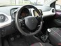Peugeot 108 1.2 VTi Allure 82PK! | 5-Deurs | LM Velgen | Bluetooth | Airco | NAP