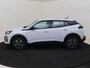 Peugeot 2008 1.2 Hybrid 145 Style Carplay | Parkeersensoren | LED | Cruise Control | Climate Control | DAB | Bluetooth | Airco (automatisch) | Apple Carplay/Android Auto|telefoonintegratie premium | Cruise control
