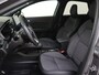 Renault Captur 1.6 E-Tech plug-in hybrid 160 PK SL Rive Gauche | Apple Carplay/Android | cruise control | electronic climate control | lederen/stof bekleding | LED koplampen | lichtmetalen velgen 18" | navigatiesysteem |